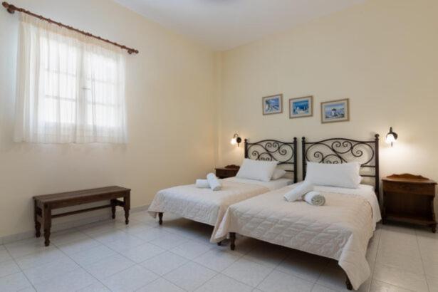 Sardis Rooms Aliki  Dış mekan fotoğraf