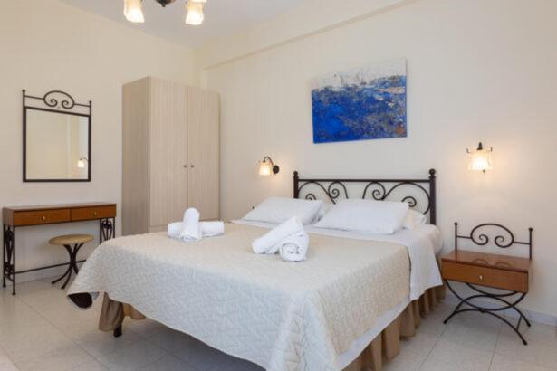 Sardis Rooms Aliki  Dış mekan fotoğraf