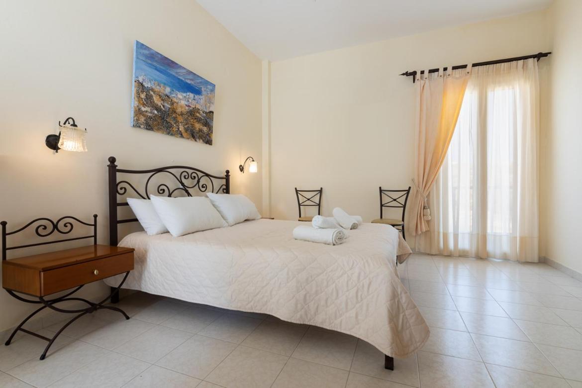 Sardis Rooms Aliki  Dış mekan fotoğraf